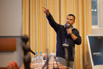 23233733551_558b8f4fec_w