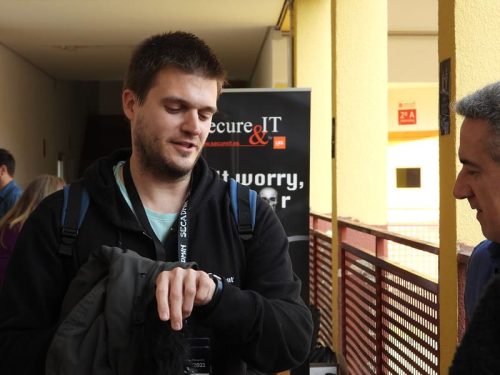 52523396802 381fd35cef c