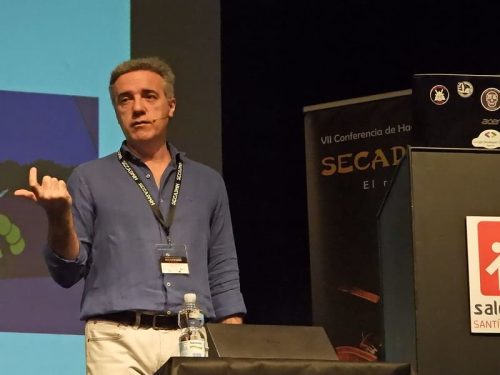 52523863641 08551528b7 c