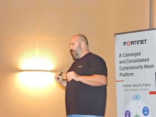 52528558518 67c86145aa c