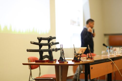 img 7912 38945250810 l