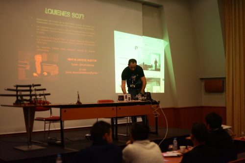 img 7965 39860970525 l