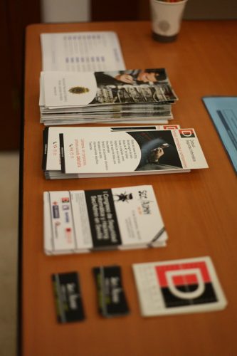 img 7976 40045657884 l