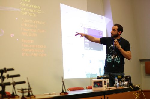 img 7993 39860916025 l