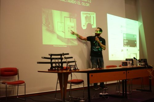 img 8008 40755460531 l