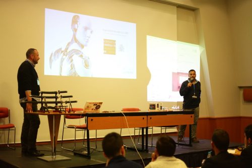 img 8044 39860800385 l