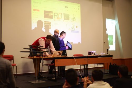 img 8074 38945065340 l