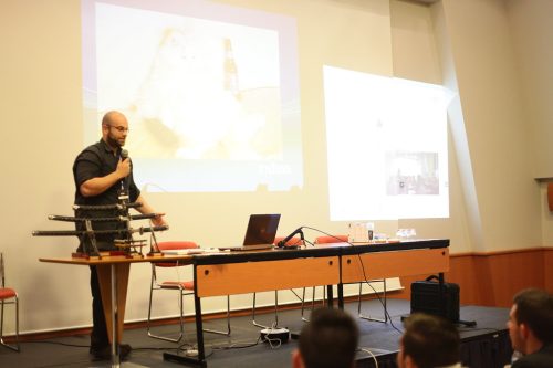 img 8128 25884696497 l