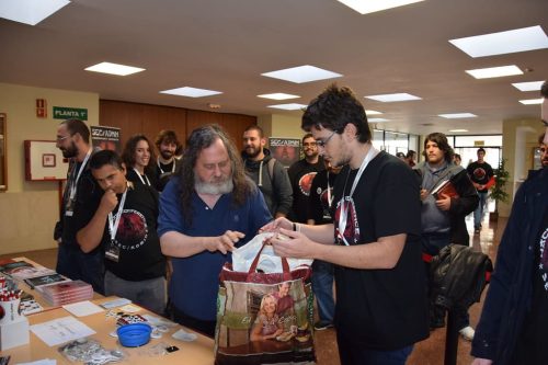 dsc 0220 31696574805 l