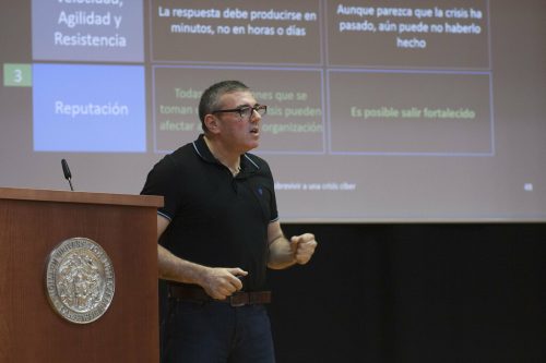 mg 2405 26882784488 l (1)