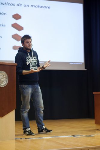 mg 2447 40710679902 l (1)