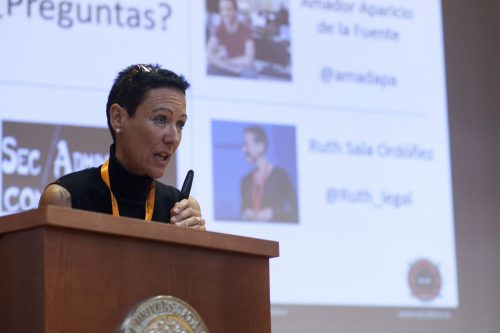 mg 2542 40710644552 l (1)